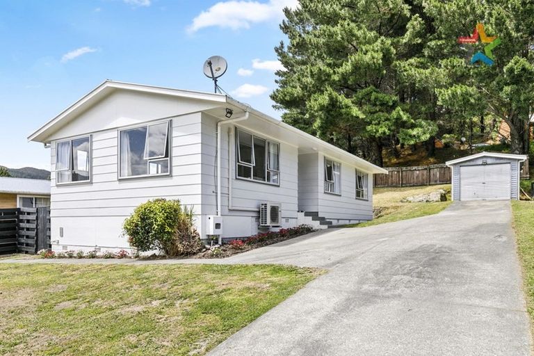 Photo of property in 53 Stockdale Street, Wainuiomata, Lower Hutt, 5014