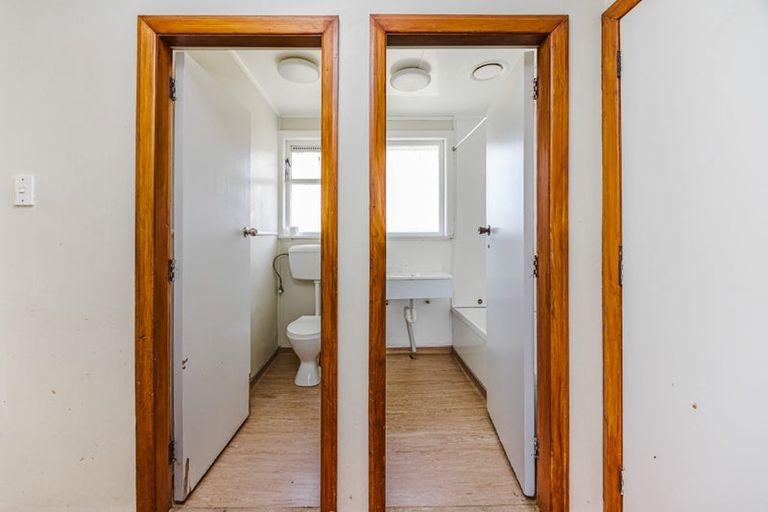 Photo of property in 22 Gilbert Road, Otara, Auckland, 2023