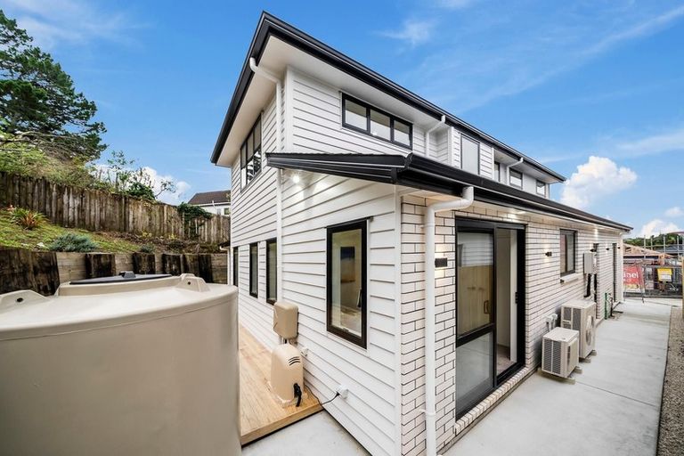 Photo of property in 11 Tawapou Close, Massey, 0614