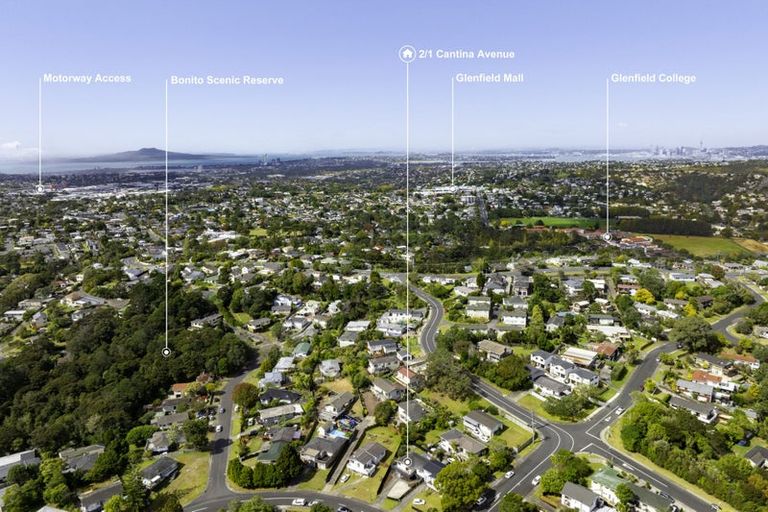 Photo of property in 2/1 Cantina Avenue, Bayview, Auckland, 0629