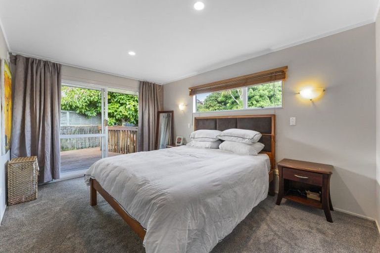 Photo of property in 9 Waihora Street, Taupo, 3330