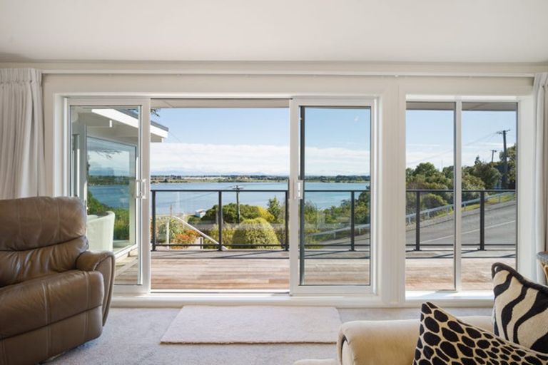 Photo of property in 14 Saint Andrews Hill Road, Mount Pleasant, Christchurch, 8081