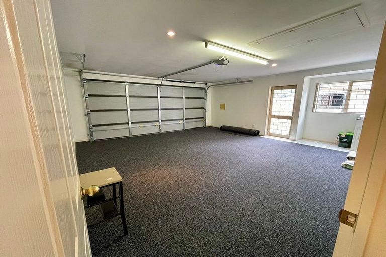 Photo of property in 31 Macnean Drive, East Tamaki Heights, Auckland, 2016