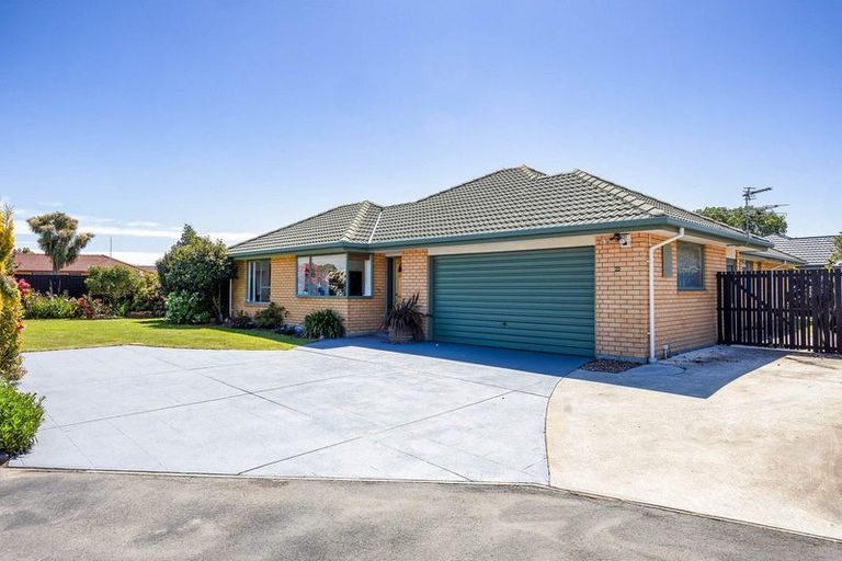 Photo of property in 68 Bella Rosa Drive, Hei Hei, Christchurch, 8042