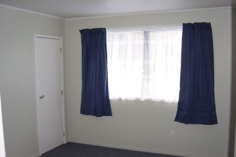 Photo of property in 12 Edwin Freeman Place, Ranui, Auckland, 0612