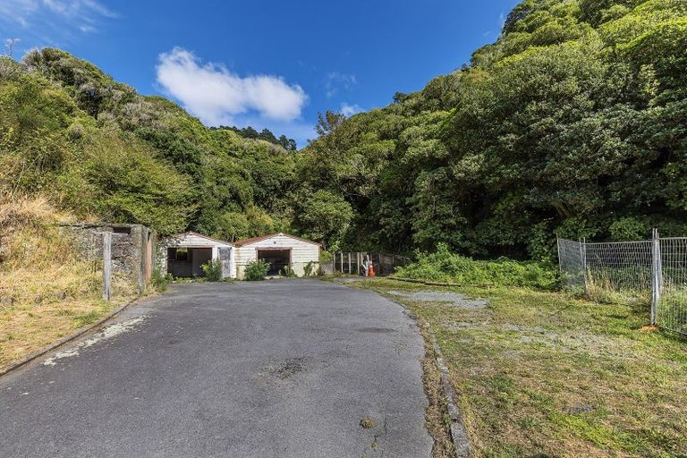 Photo of property in 114 Holloway Road, Aro Valley, Wellington, 6021