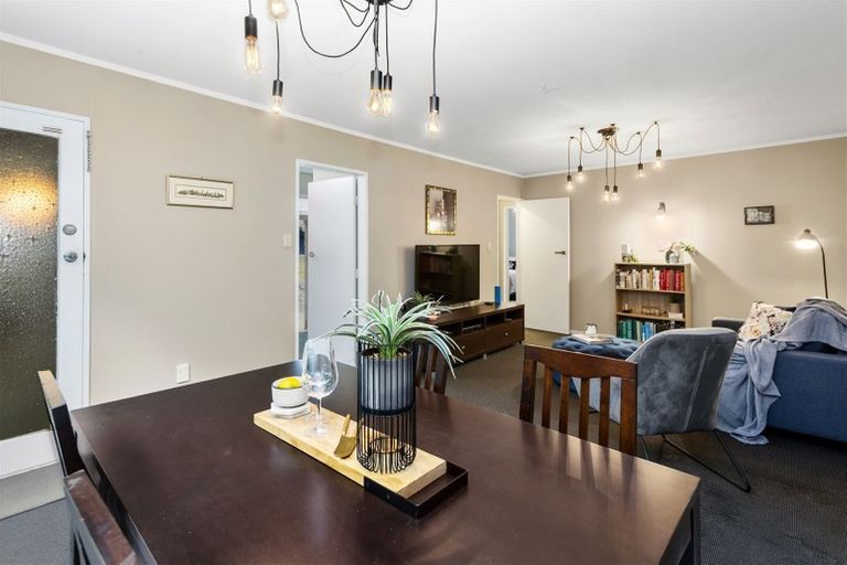 Photo of property in 1/52 Awatea Street, Ranui, Porirua, 5024