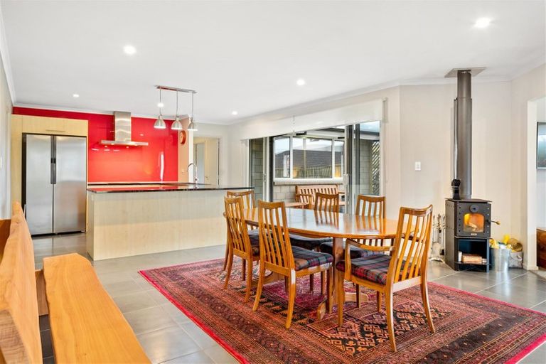 Photo of property in 82 Solan Drive, Waimauku, 0812