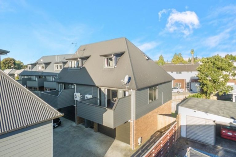 Photo of property in 15a Greensboro Street, Hamilton East, Hamilton, 3216