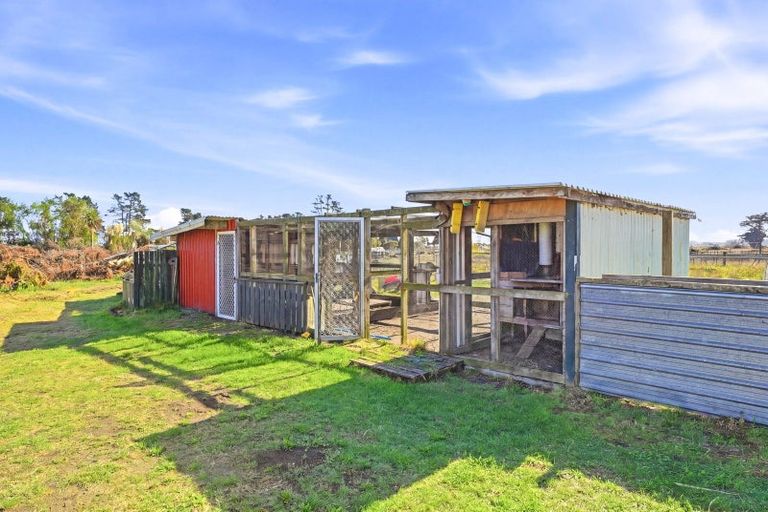 Photo of property in 41 Rangiotu Road, Himatangi, Palmerston North, 4477