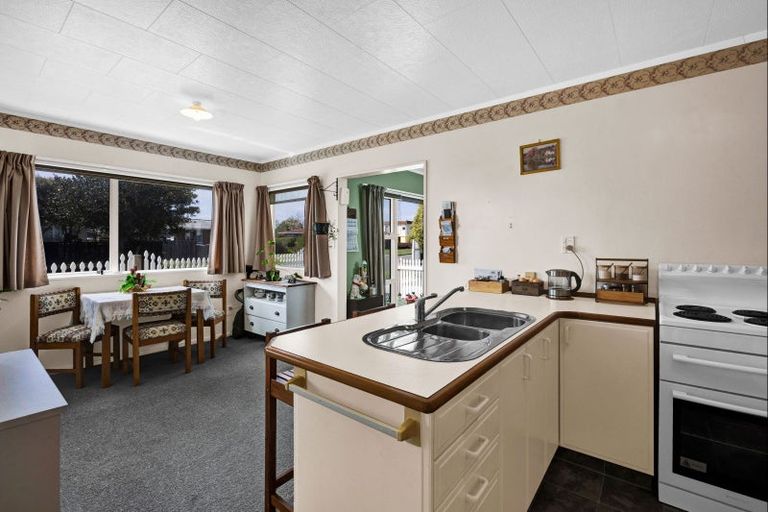 Photo of property in 57 Murray Avenue, Hawera, 4610