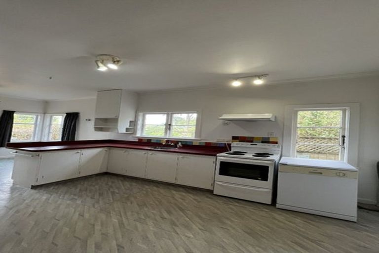 Photo of property in 75 Chamberlain Road, Karori, Wellington, 6012