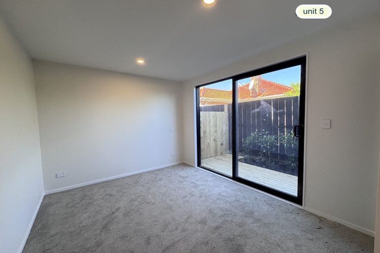 Photo of property in 45 Miro Street, New Lynn, Auckland, 0600