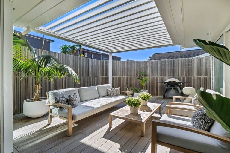 Photo of property in 35e Oceanbeach Road, Mount Maunganui, 3116