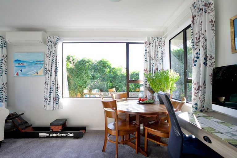 Photo of property in 31 Rothwell Street, Titahi Bay, Porirua, 5022