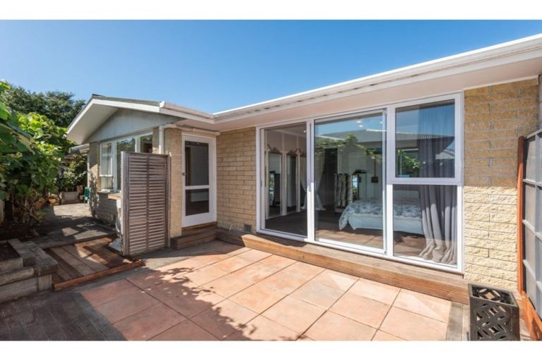 Photo of property in 4/50 Cranford Street, St Albans, Christchurch, 8014