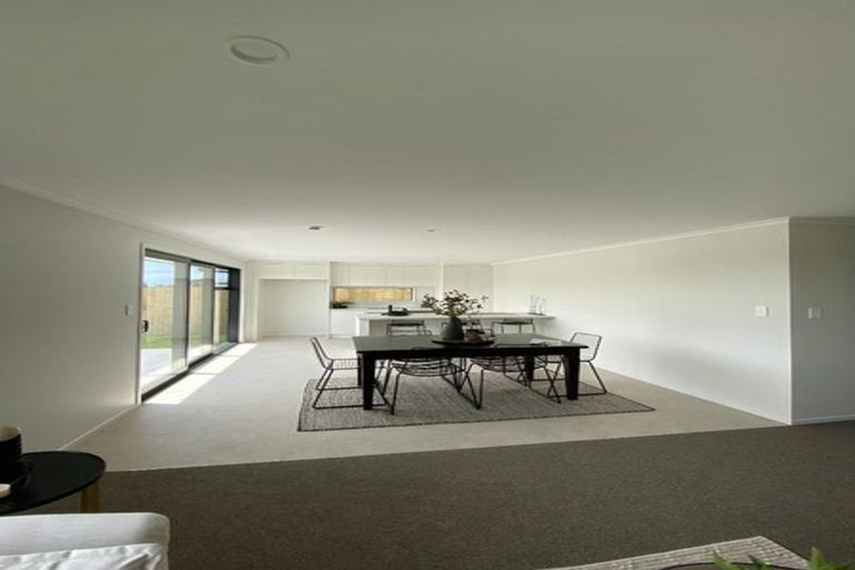 Photo of property in 21 Cowell Crescent, Pyes Pa, Tauranga, 3112