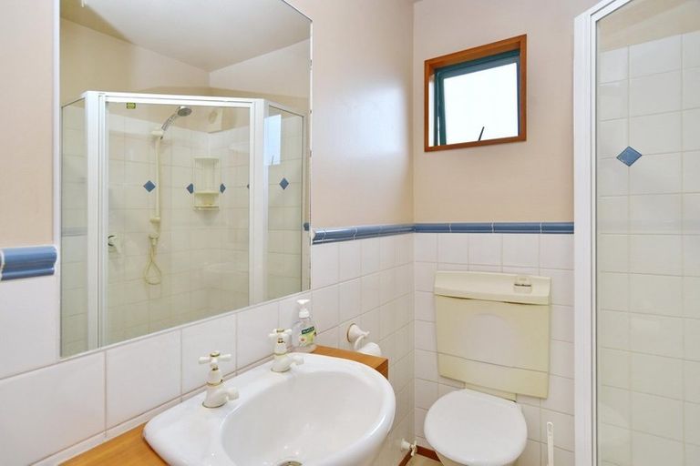 Photo of property in 114 Knowles Street, St Albans, Christchurch, 8052