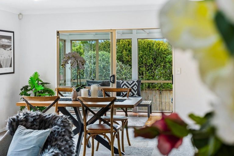 Photo of property in 5 Pyrite Street, Westgate, Auckland, 0614