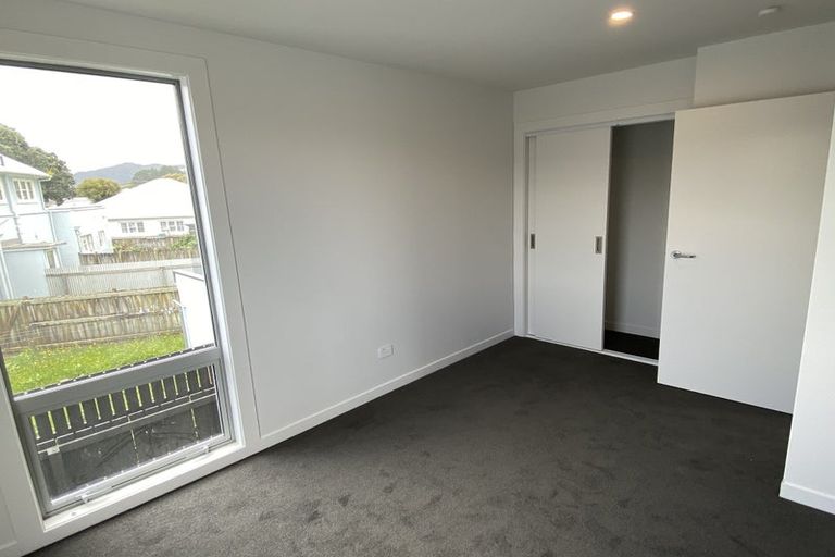 Photo of property in 52a Durham Crescent, Fairfield, Lower Hutt, 5011