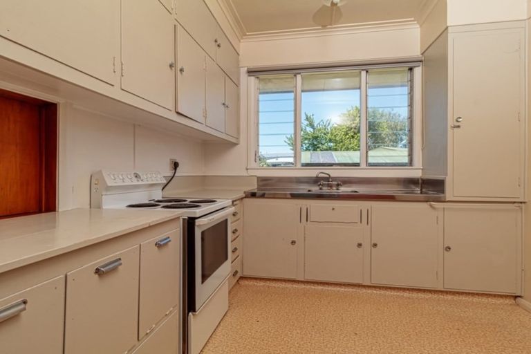 Photo of property in 72 Napier Road, Havelock North, 4130