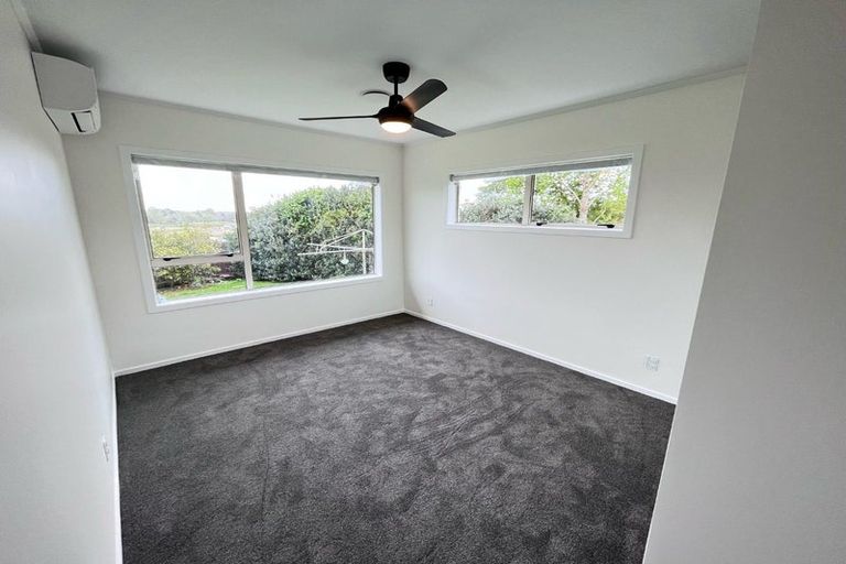 Photo of property in 11 Snowden Place, Opaheke, Papakura, 2113