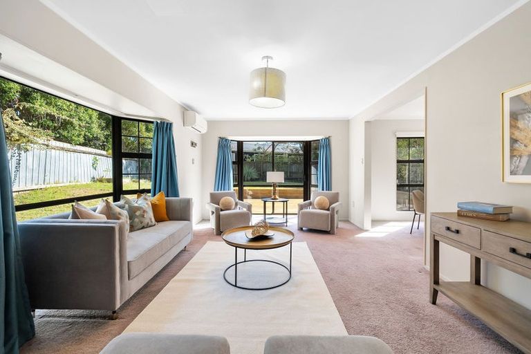 Photo of property in 2/97 Matipo Road, Mairangi Bay, Auckland, 0630