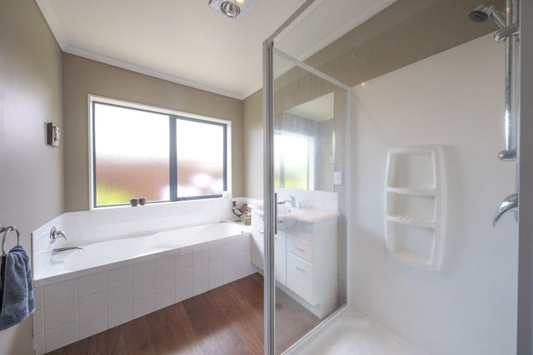 Photo of property in 2 Taunton Place, Rangiora, 7400