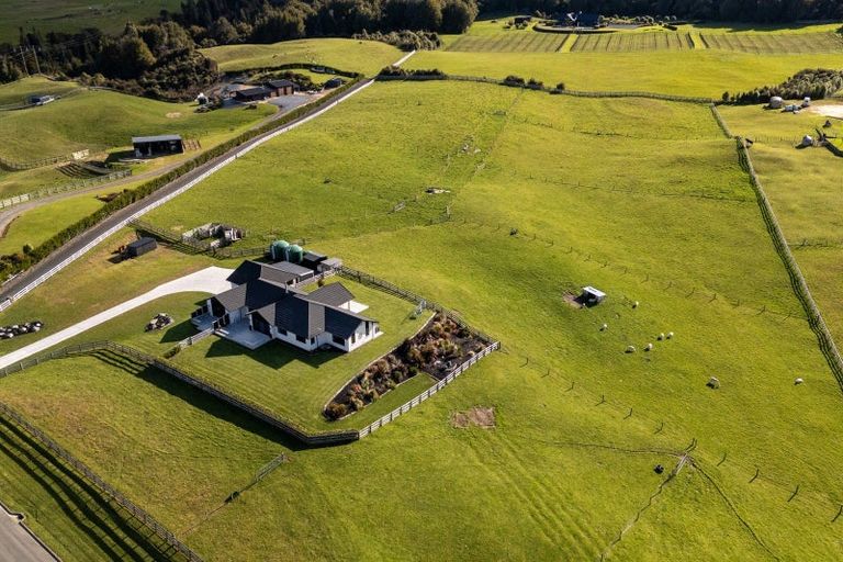 Photo of property in 66 Todd Duncan Drive, Hamurana, Rotorua, 3096