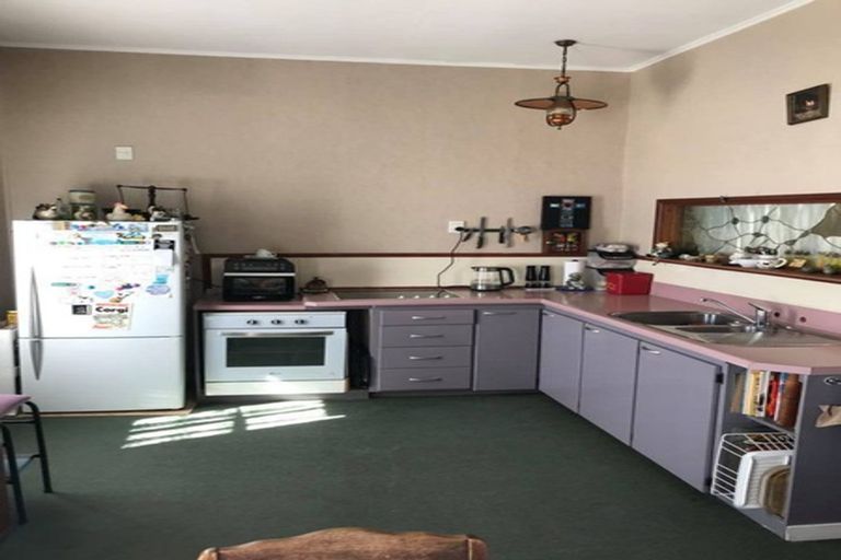 Photo of property in 16 Rira Street, Marton, 4710