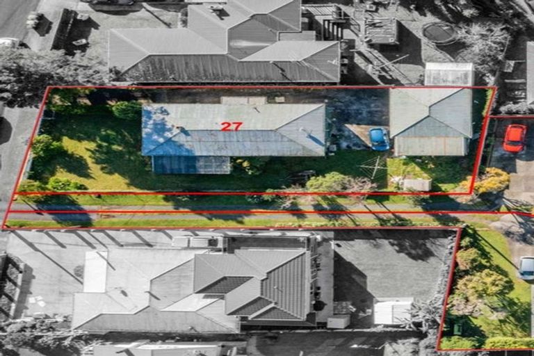Photo of property in 27 Halver Road, Hillpark, Auckland, 2102