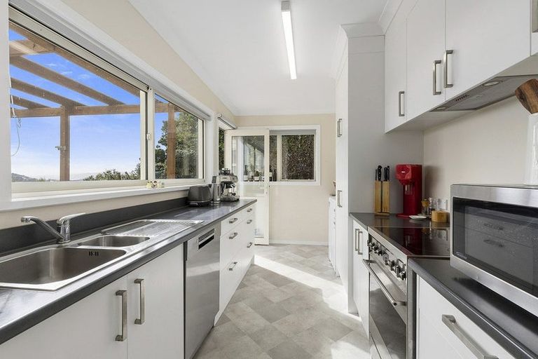 Photo of property in 43 Farnham Street, Mornington, Wellington, 6021