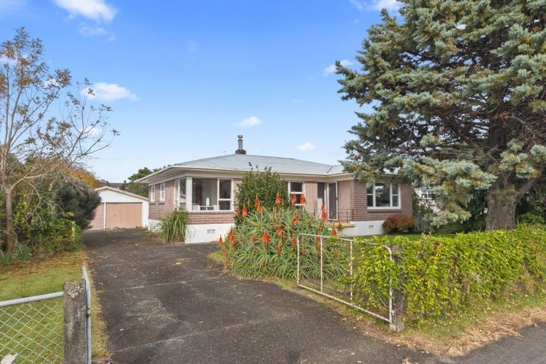 Photo of property in 10 Phillip Street, Pukekohe, 2120