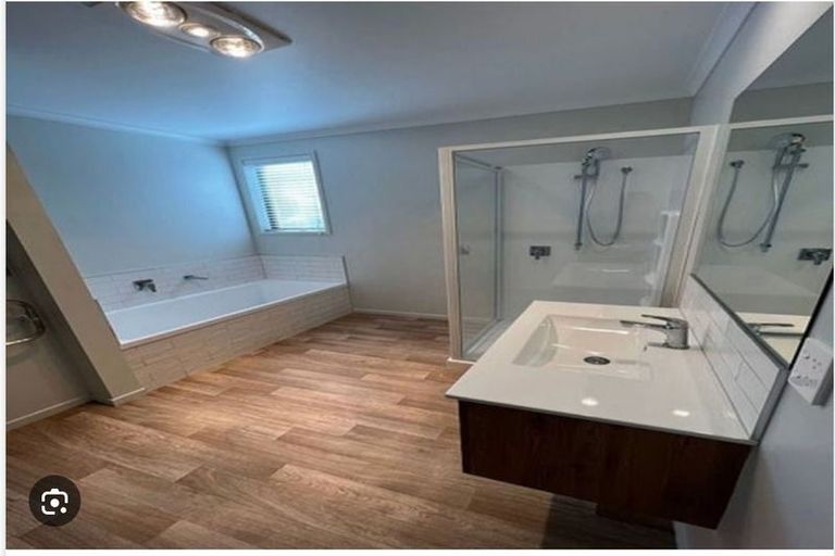 Photo of property in 12 Wrybill Way, Welcome Bay, Tauranga, 3112