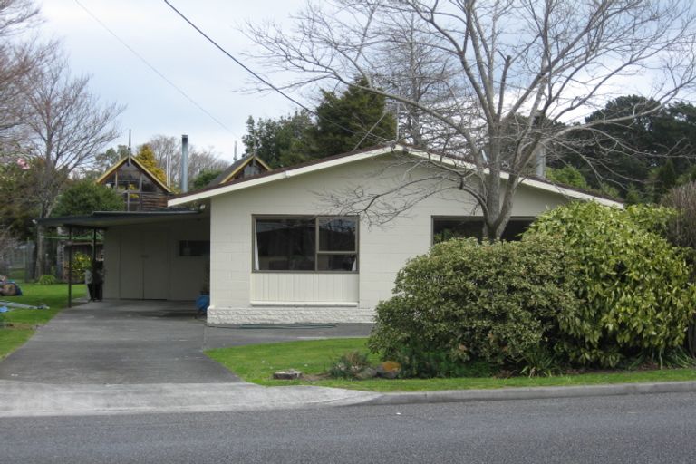 Photo of property in 28 Mcmaster Street, Greytown, 5712