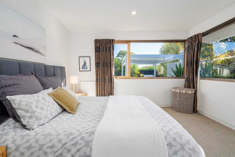 Photo of property in 16 Chilton Drive, Mairehau, Christchurch, 8052