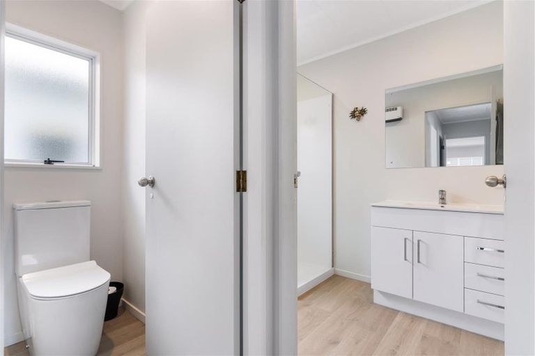 Photo of property in 102a Otahu Road, Whangamata, 3620