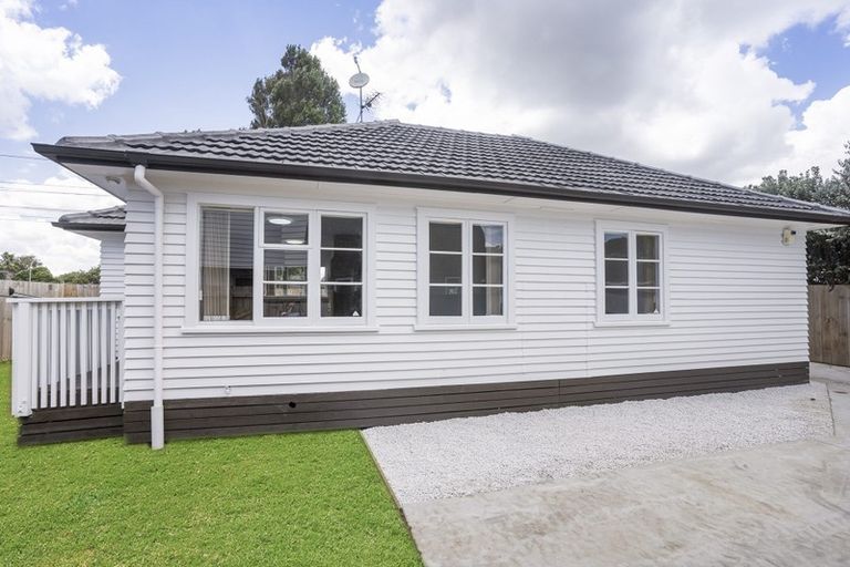 Photo of property in 58c Gloucester Road, Manurewa, Auckland, 2102