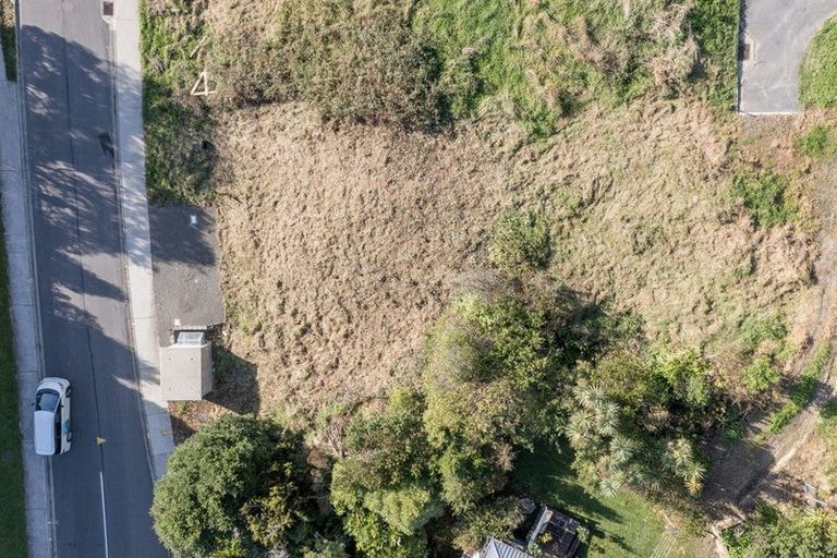 Photo of property in 73 Kotare Street, Waikanae, 5036