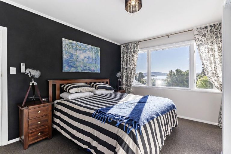 Photo of property in 22 Tawa Street, Eastbourne, Lower Hutt, 5013