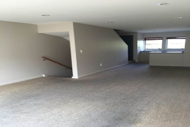 Photo of property in 152e Tasman Street, Mount Cook, Wellington, 6021