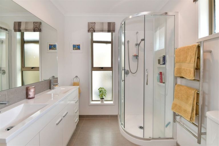 Photo of property in 43 Kensington Terrace, Gulf Harbour, Whangaparaoa, 0930