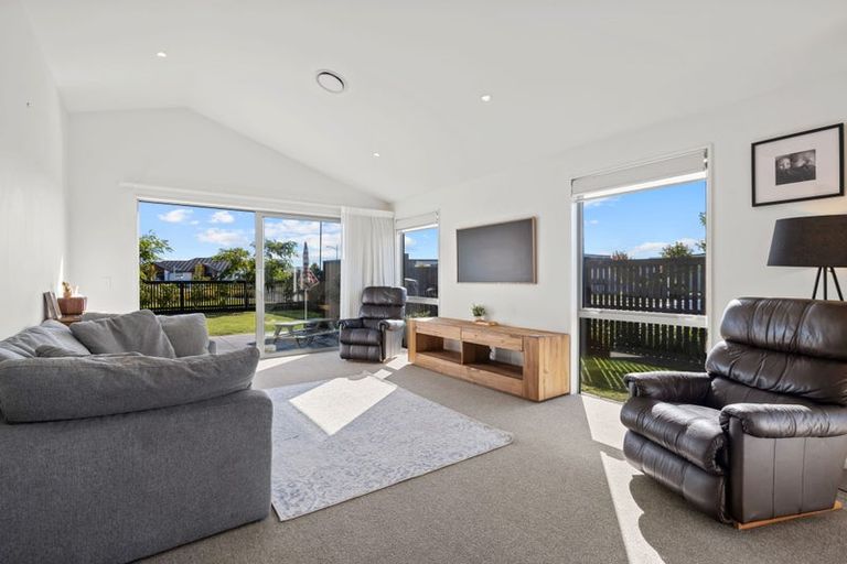 Photo of property in 2 Jardine Place, Marshland, Christchurch, 8051