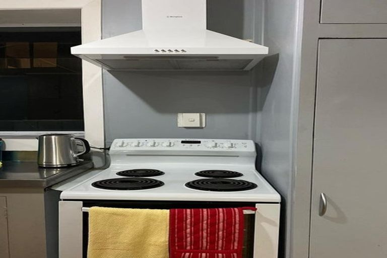 Photo of property in 24 Palmer Crescent, Silverstream, Upper Hutt, 5019