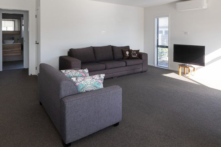 Photo of property in 8 Avenue Road, Greenmeadows, Napier, 4112