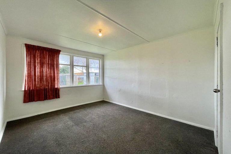 Photo of property in 36 Kummer Crescent, Masterton, 5810