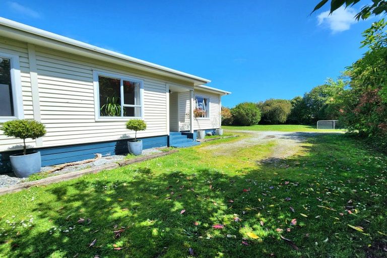 Photo of property in 82 Marsden Road, Greymouth, 7805