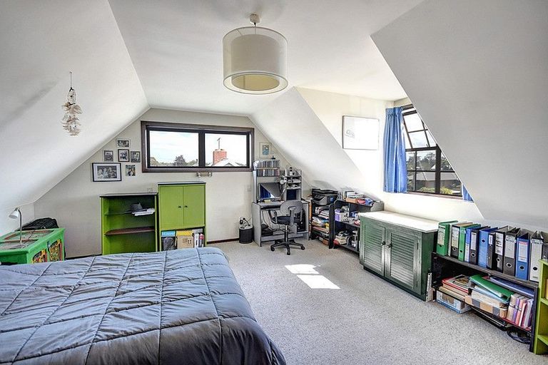 Photo of property in 45 Johnson Street, Milton, 9220