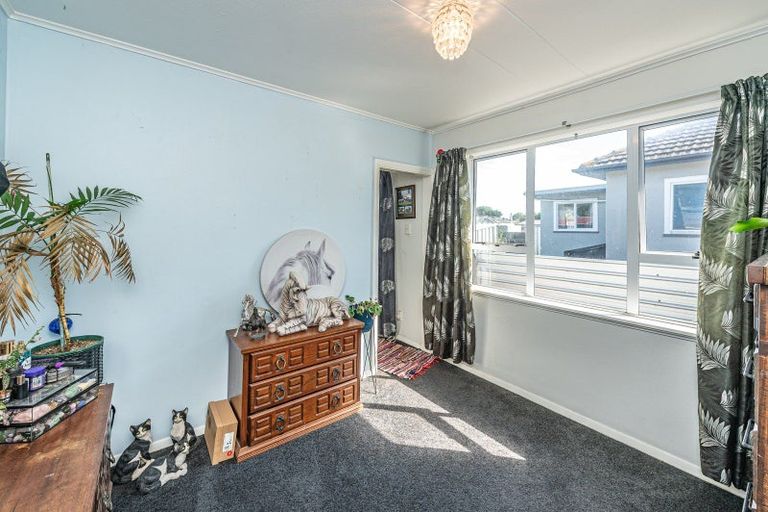 Photo of property in 51 Thatcher Street, Castlecliff, Whanganui, 4501