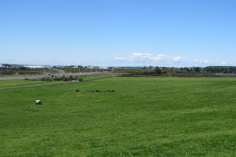 Photo of property in 30 Mathers Road, Hoon Hay, Christchurch, 8025